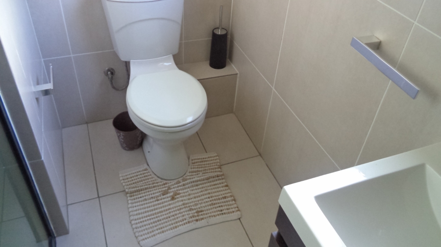 To Let 2 Bedroom Property for Rent in De Velde Western Cape